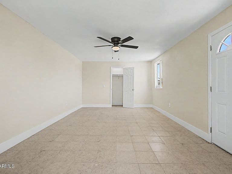 3602 W ALMERIA Road photo 5