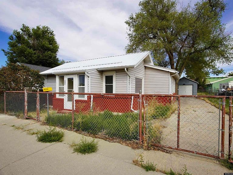 813 N McKinley St photo 1