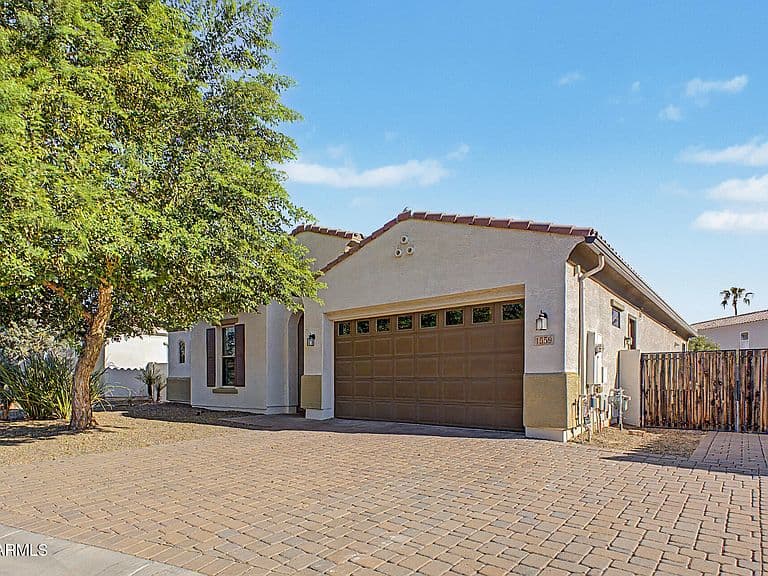 1559 W SEA FOG Drive photo 1