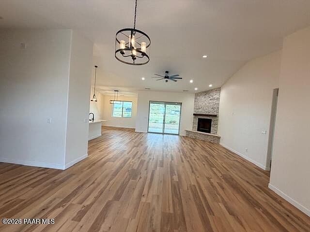 11808 N Outlaw Ln photo 5
