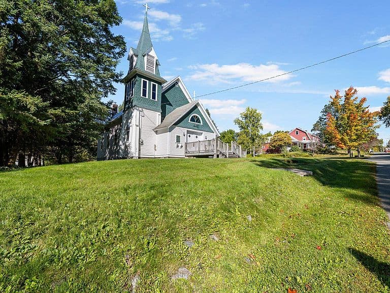 70 South Lunenburg Road photo 2
