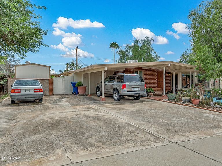 7324 E Random Ridge Dr photo 5