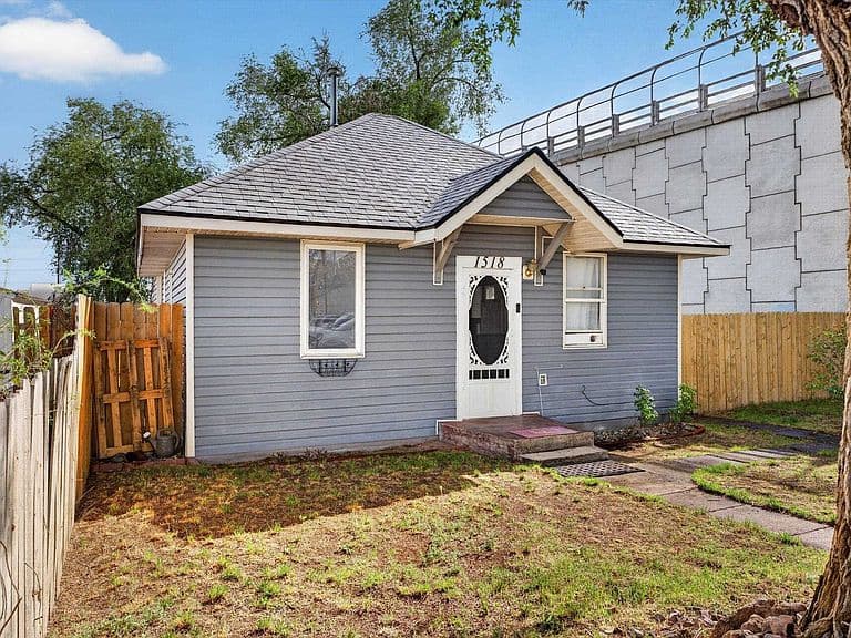 1518 N Harrison Ave photo 3
