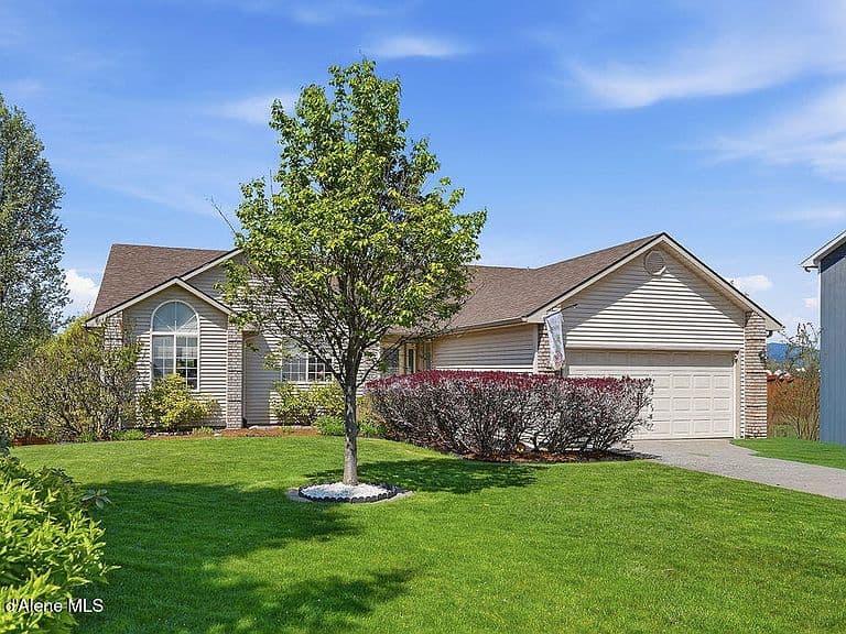 2413 N Stagecoach Dr photo 3