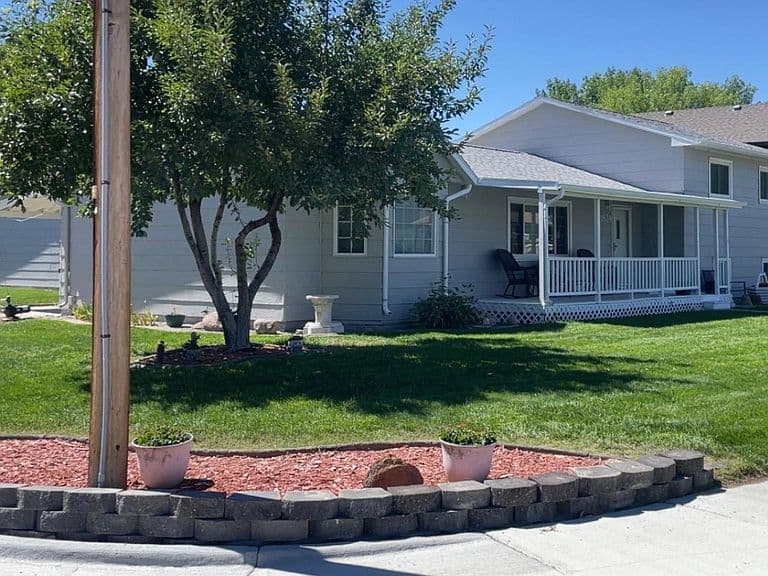 1834 Circle Rd photo 2