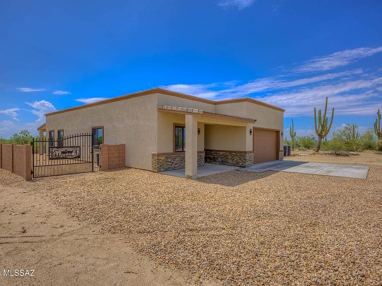 34123 E Amber Oasis Ln photo 5