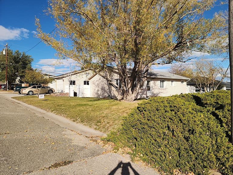 103 E Murray St photo 4