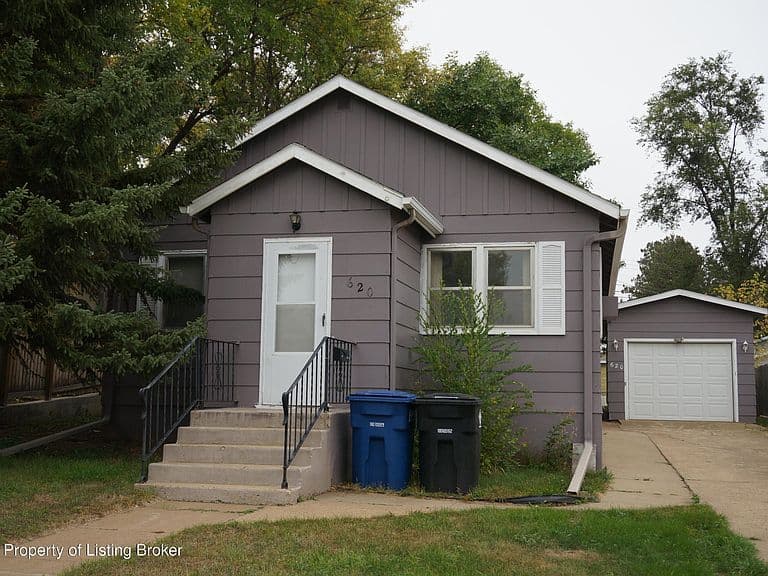 620 Sims St photo 1
