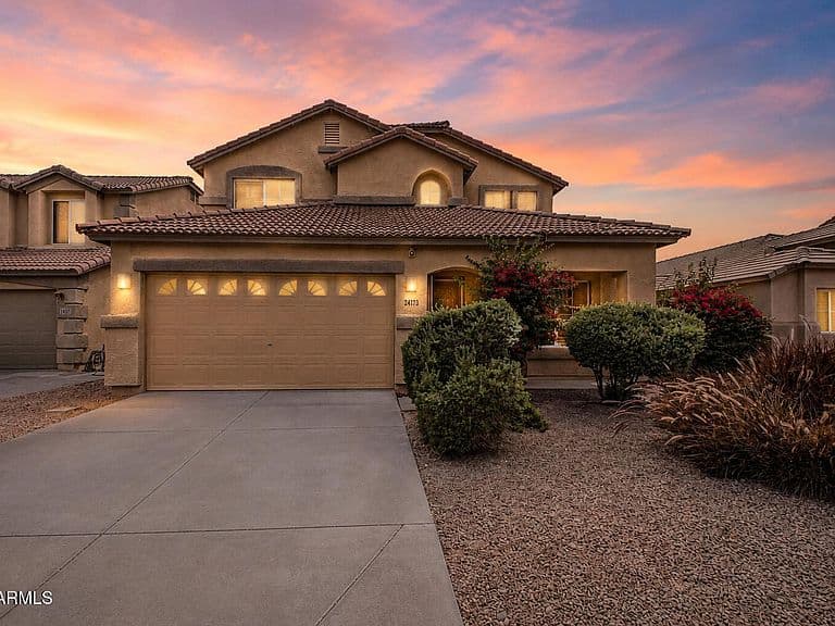 24173 W LASSO Lane photo 1