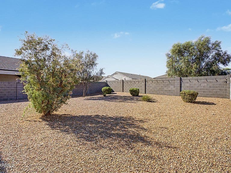 31000 W Mulberry Drive photo 4