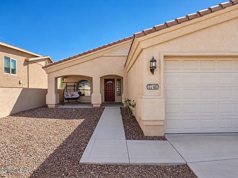 3746 Clearwater Dr photo 4