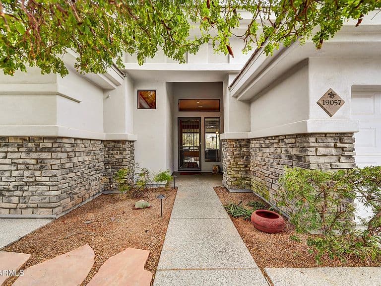 19057 E ALONDRA Way photo 3