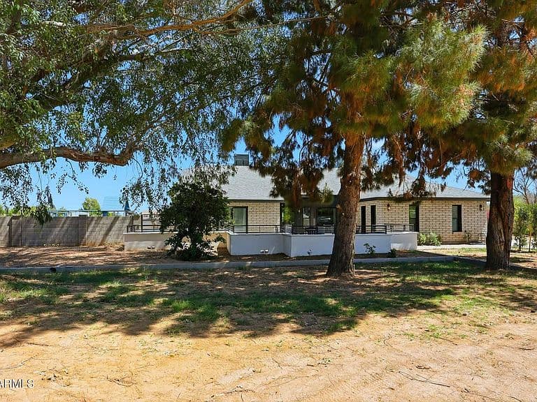 7601 N CITRUS Road photo 4