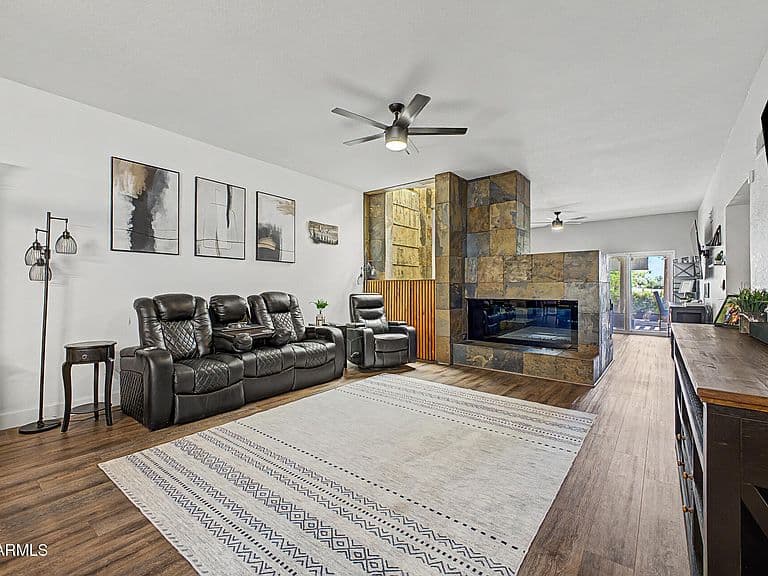 2322 S ROGERS -- #33 photo 1