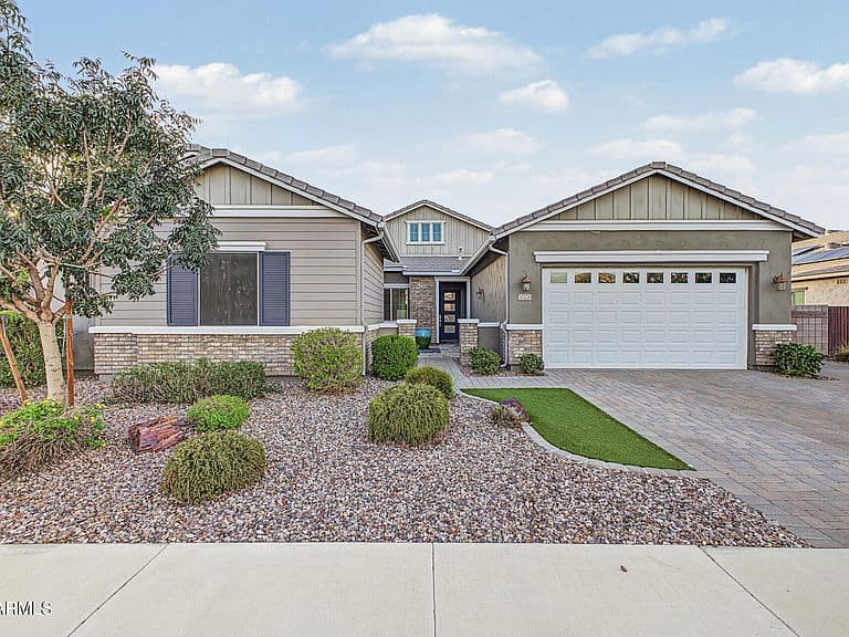 20226 E RAVEN Drive photo 5