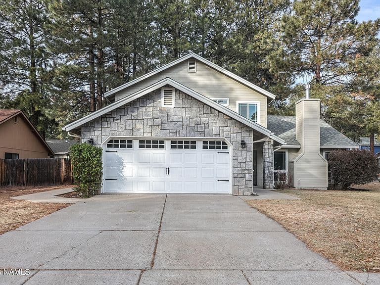 3501 S Dylan St photo 2