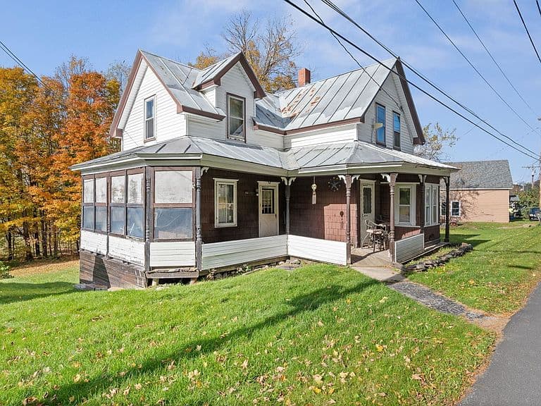 344 Cogswell Street photo 3