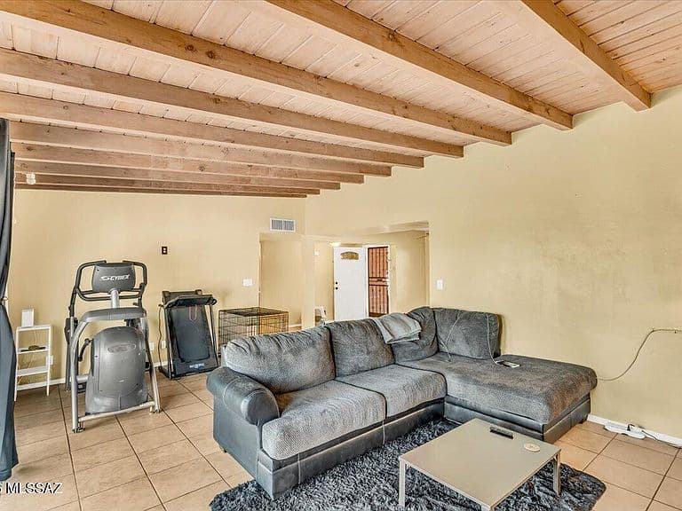 1527 S Avenida Sirio photo 3