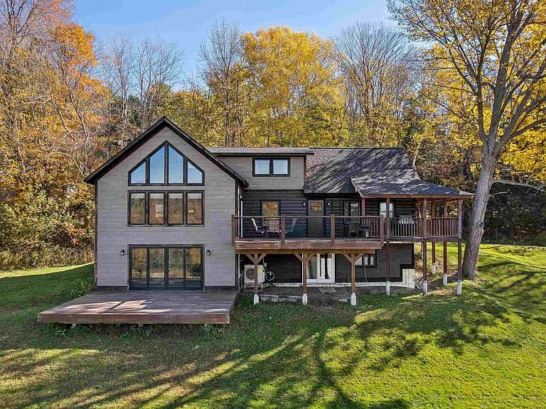 1740 Gee Hill Road photo 2