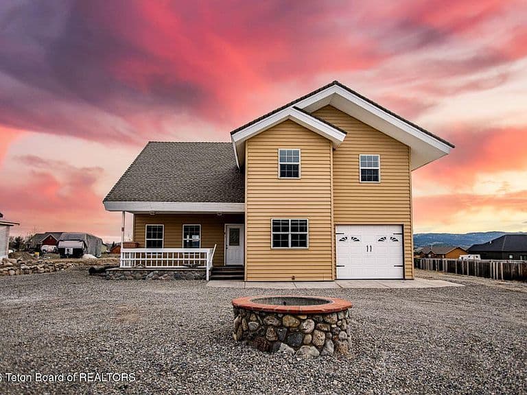 48 Brushwood Dr photo 2