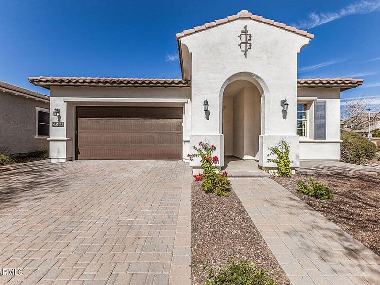 20456 W Legend Trl photo 1