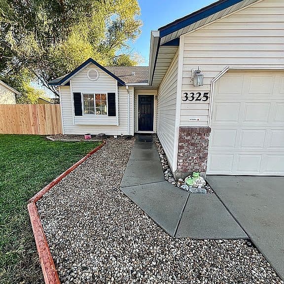 3325 E Sir Patrick Ct photo 5