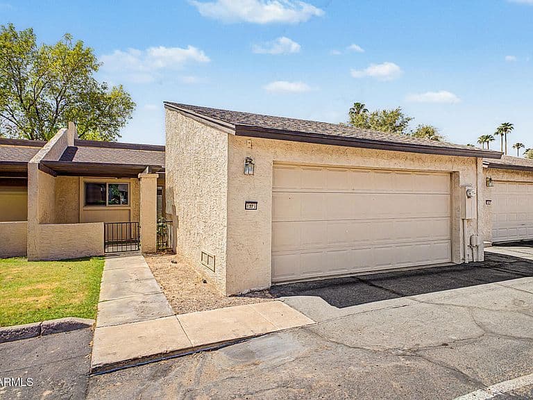 2256 W LINDNER Avenue #27 photo 2