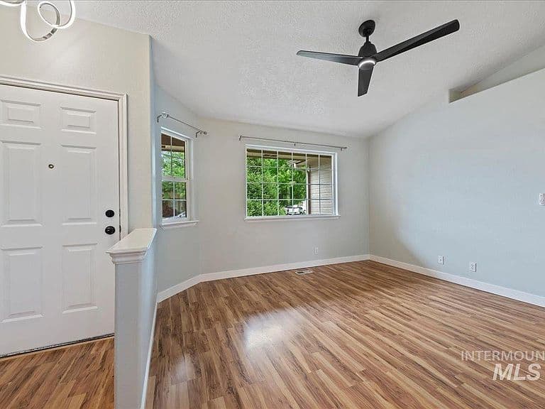 1255 N Tumbler Dr photo 4