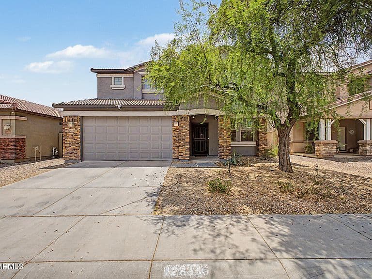 28536 N SUNSET Drive photo 1