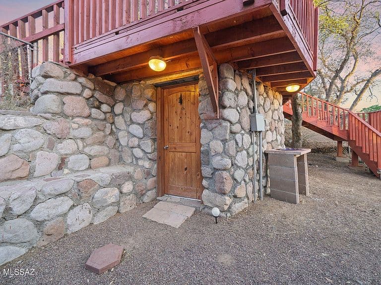 335 W Oak Hills Dr photo 5