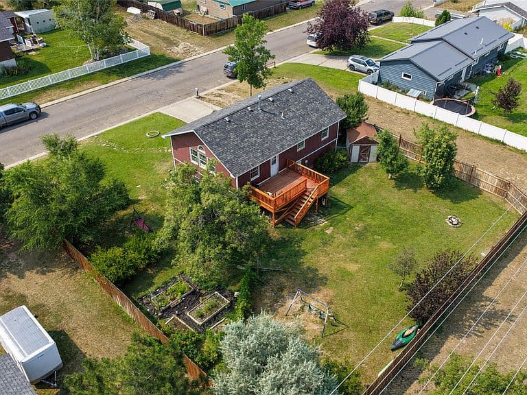 2379 Buckboard Dr photo 3