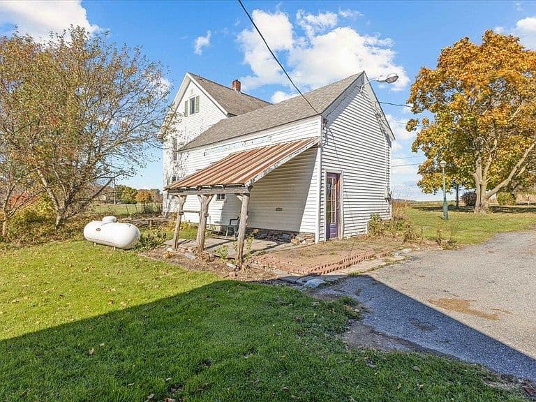 203 Sand Road photo 3