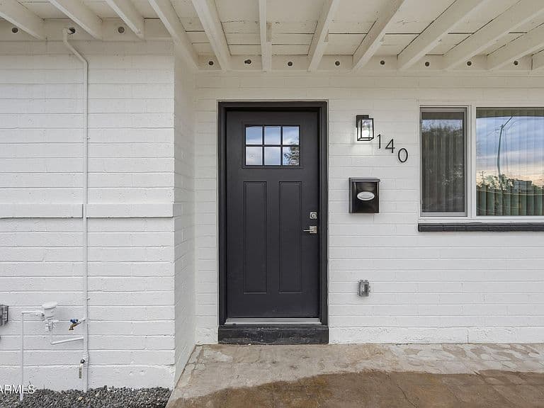 140 W SARAGOSA Street photo 4