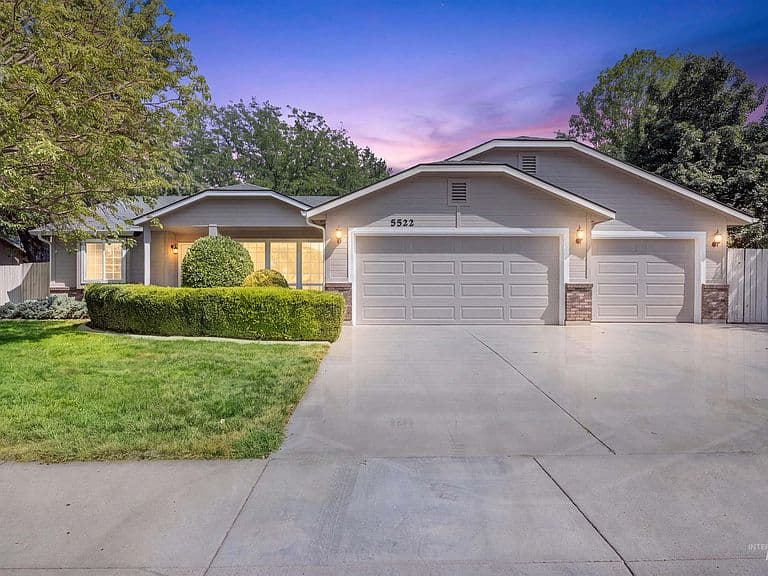 5522 S Santa Cruz Way photo 1