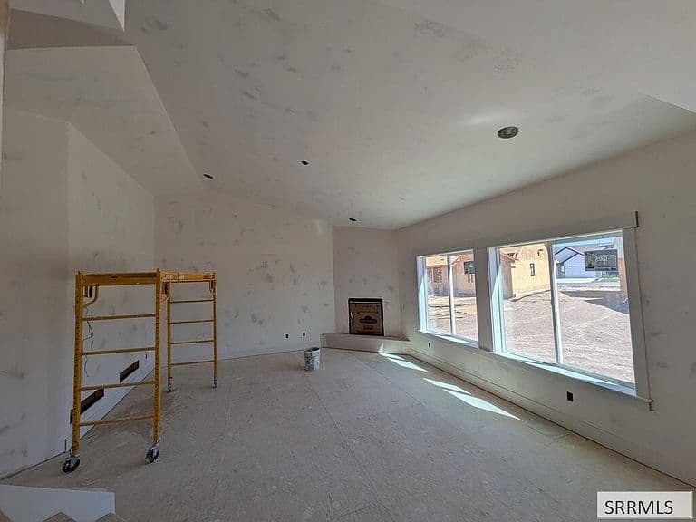 4541 Greystone Ln photo 3