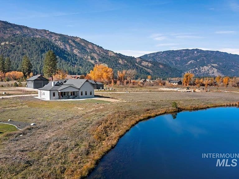 42 Singing Springs Way Lot 6 photo 3