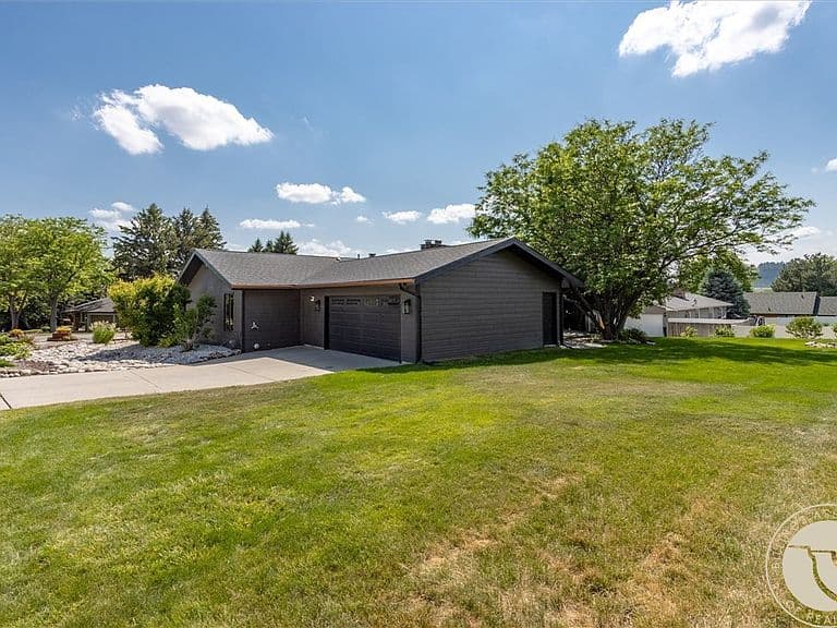 5625 Walter Hagen Dr photo 2