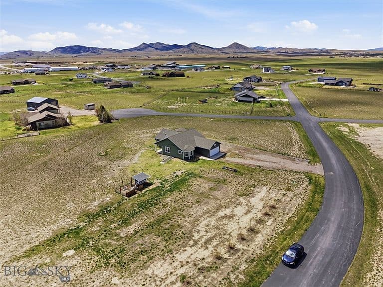 59 Starview Dr photo 3