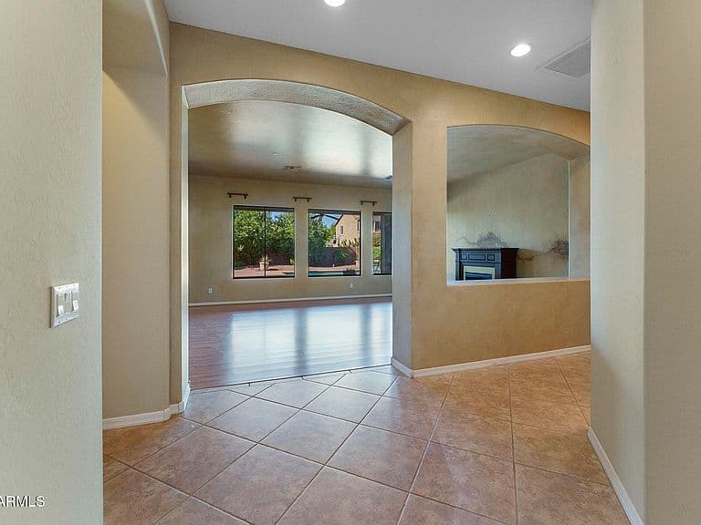 2290 E Coconino Drive photo 4
