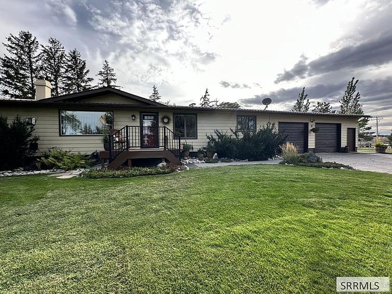 7345 W 33 S photo 2