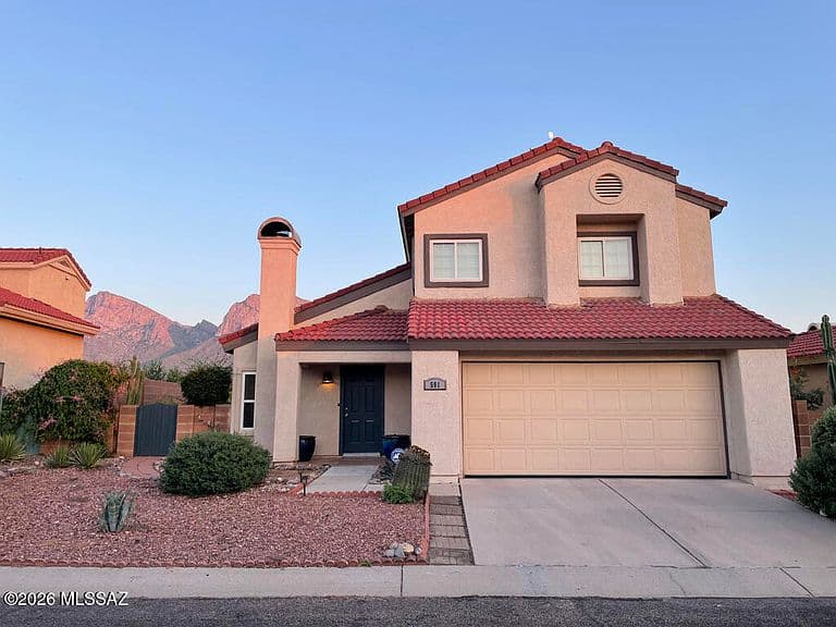 591 W Summer Rain Dr photo 2