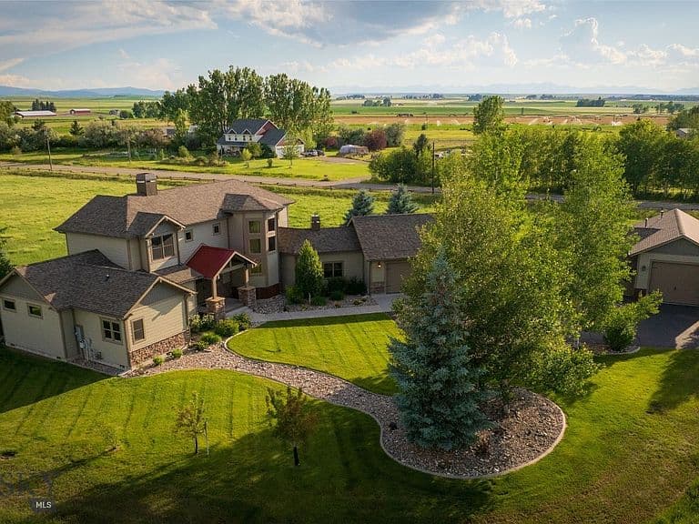 40 Wapiti Way photo 2