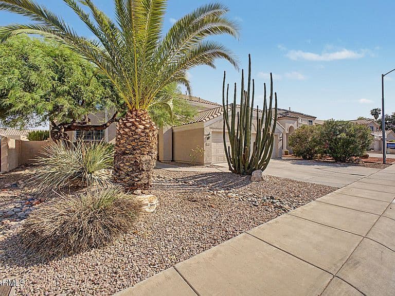 5267 W ANGELA Drive photo 5