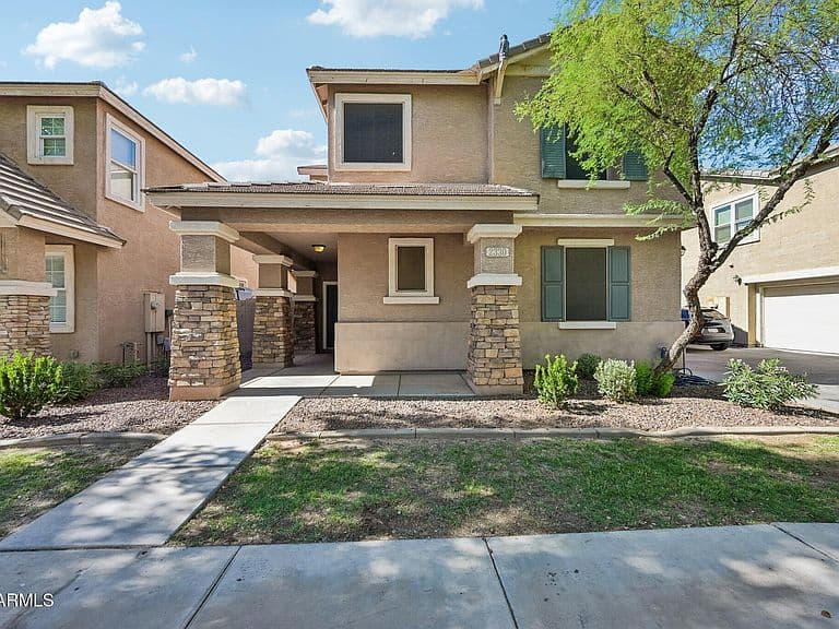 2330 E PECAN Road photo 1