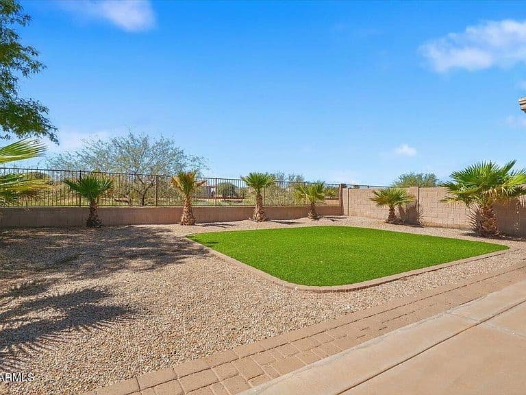 34410 N MIRANDESA Drive photo 2