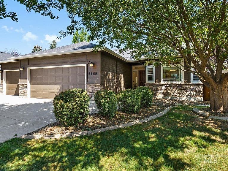 5168 Dove Ridge Pl photo 4