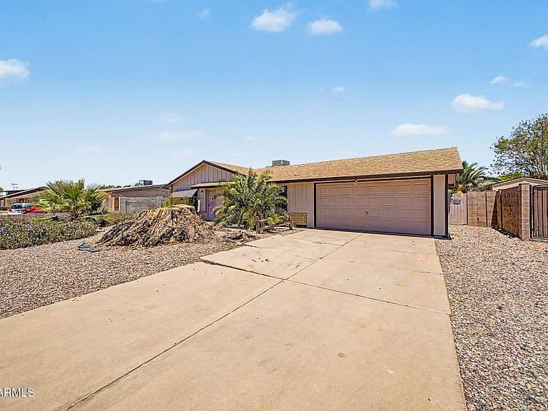 3316 E FLORIAN Avenue photo 3