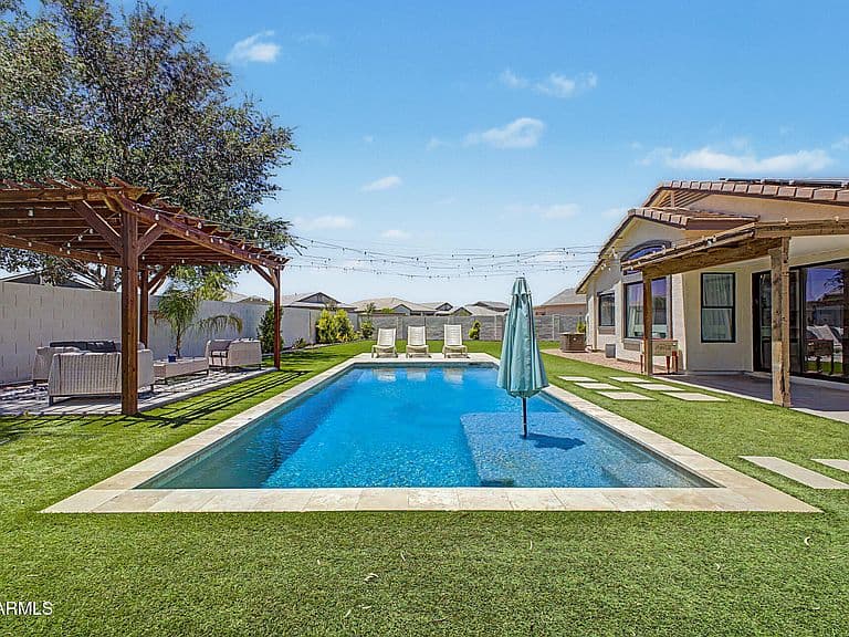 2683 W WRANGLER Way photo 1