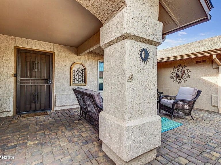 14747 W BUTTONWOOD Drive photo 3