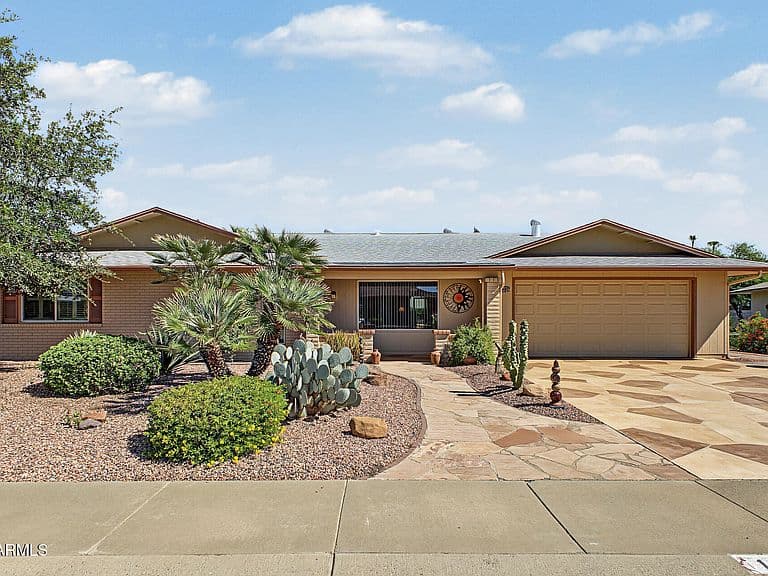 12311 W SONNET Drive photo 1